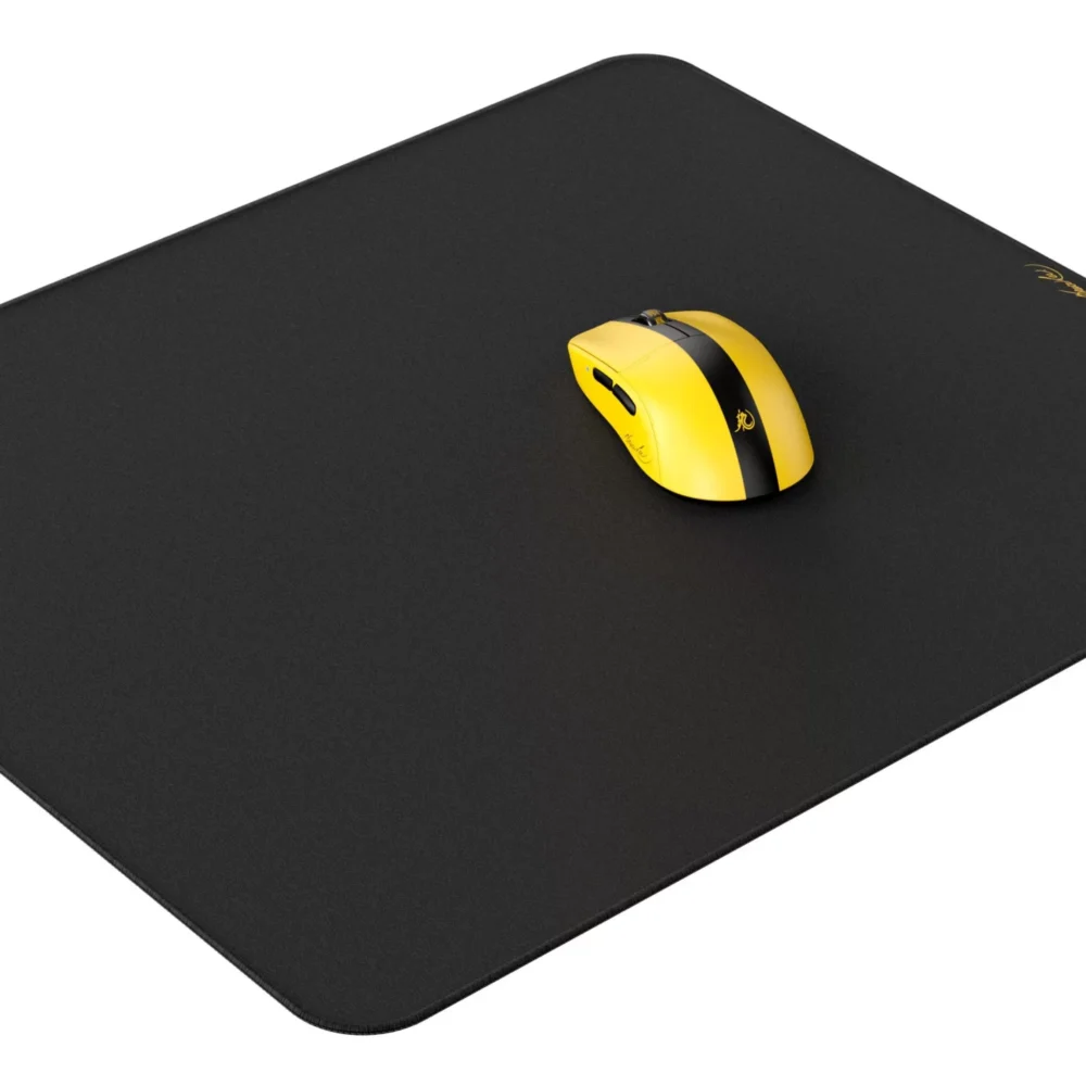 Puslar ES1 Bruce Lee Mousepad