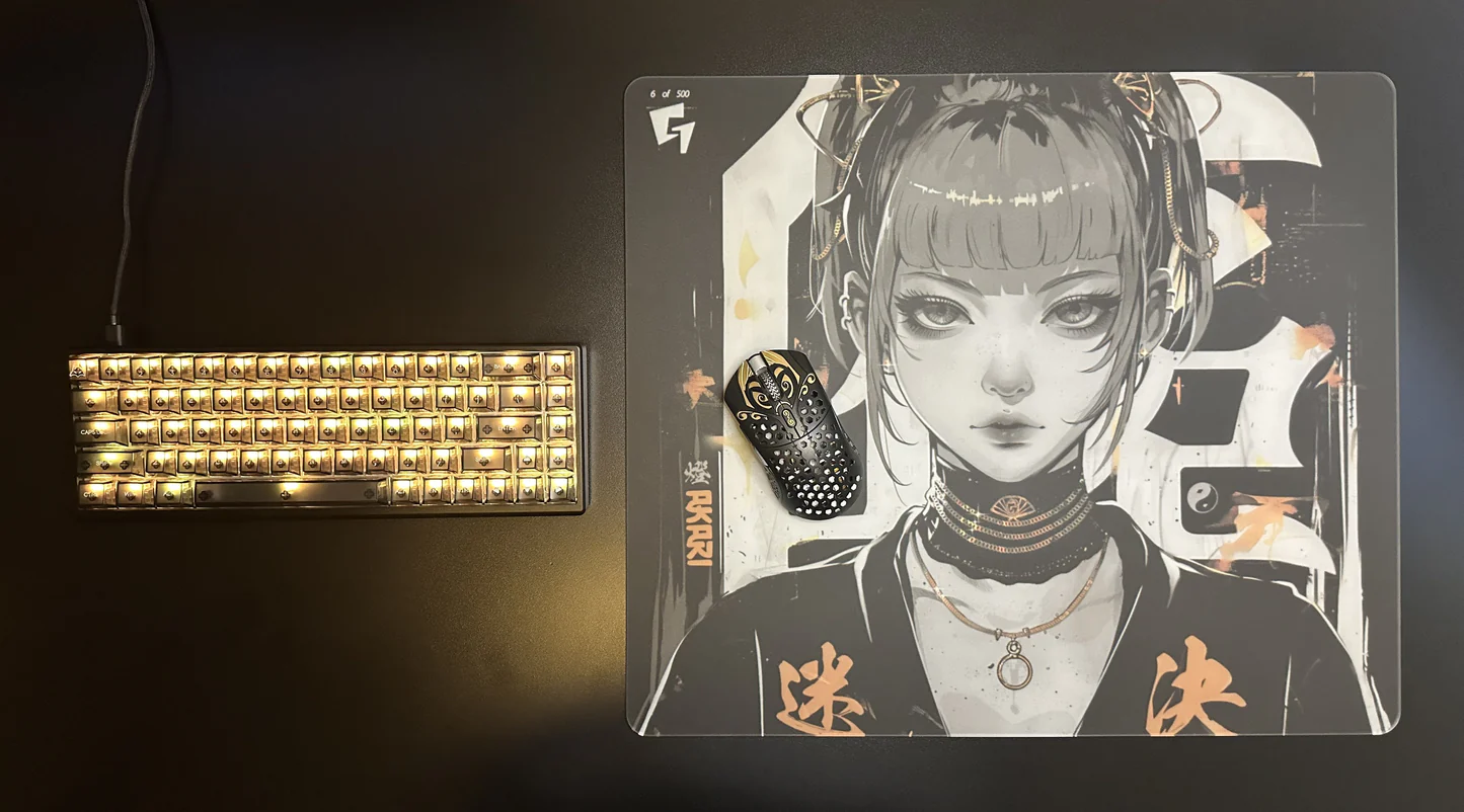 注目ブランド GLSSWRKS マウス・トラックボール Akari Gold Mousepad ...