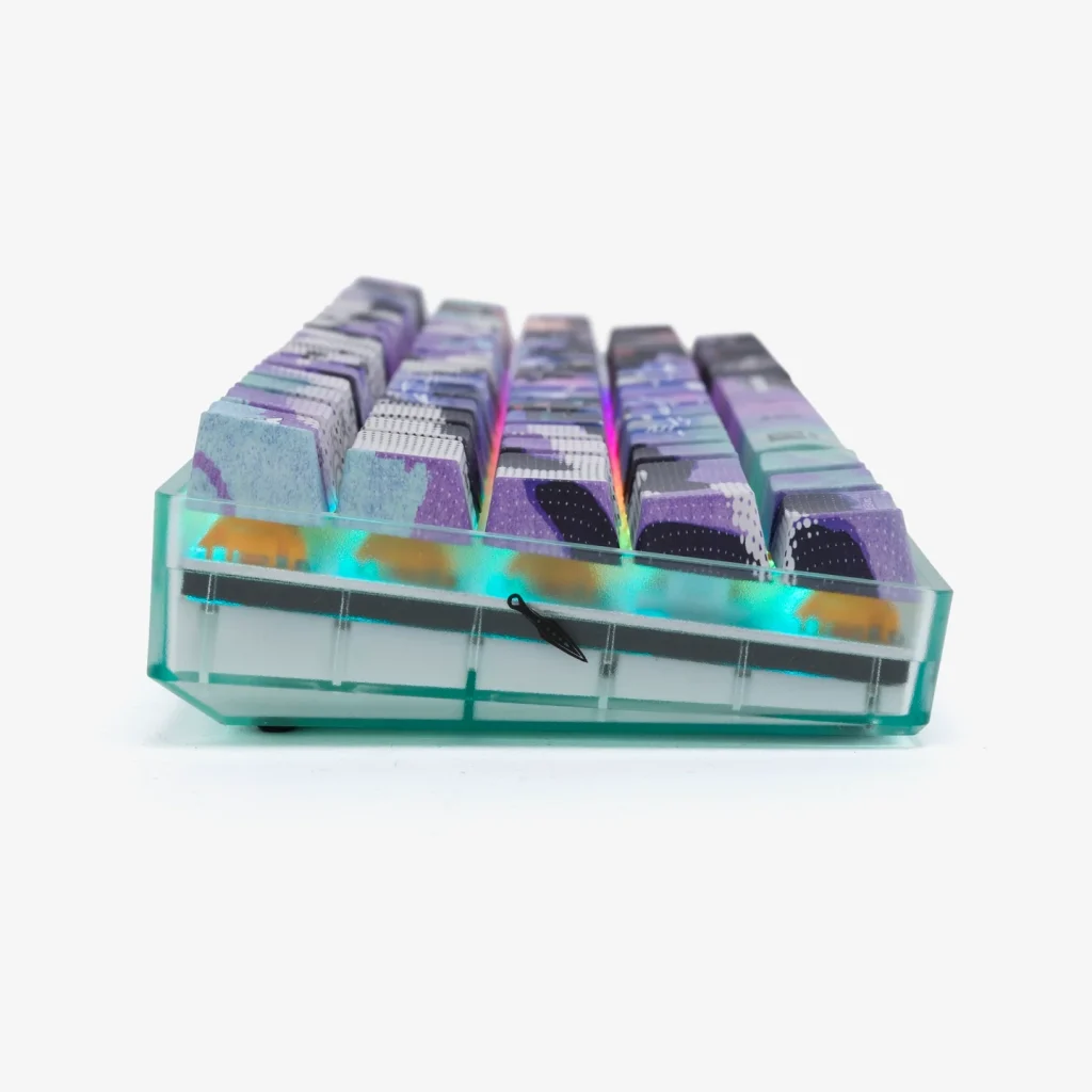 Apex Legends™ HIGROUND Basecamp 65+ Gaming Keyboard - Wraith