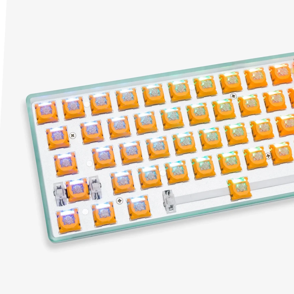 Apex Legends™ HIGROUND Basecamp 65+ Gaming Keyboard - Wraith