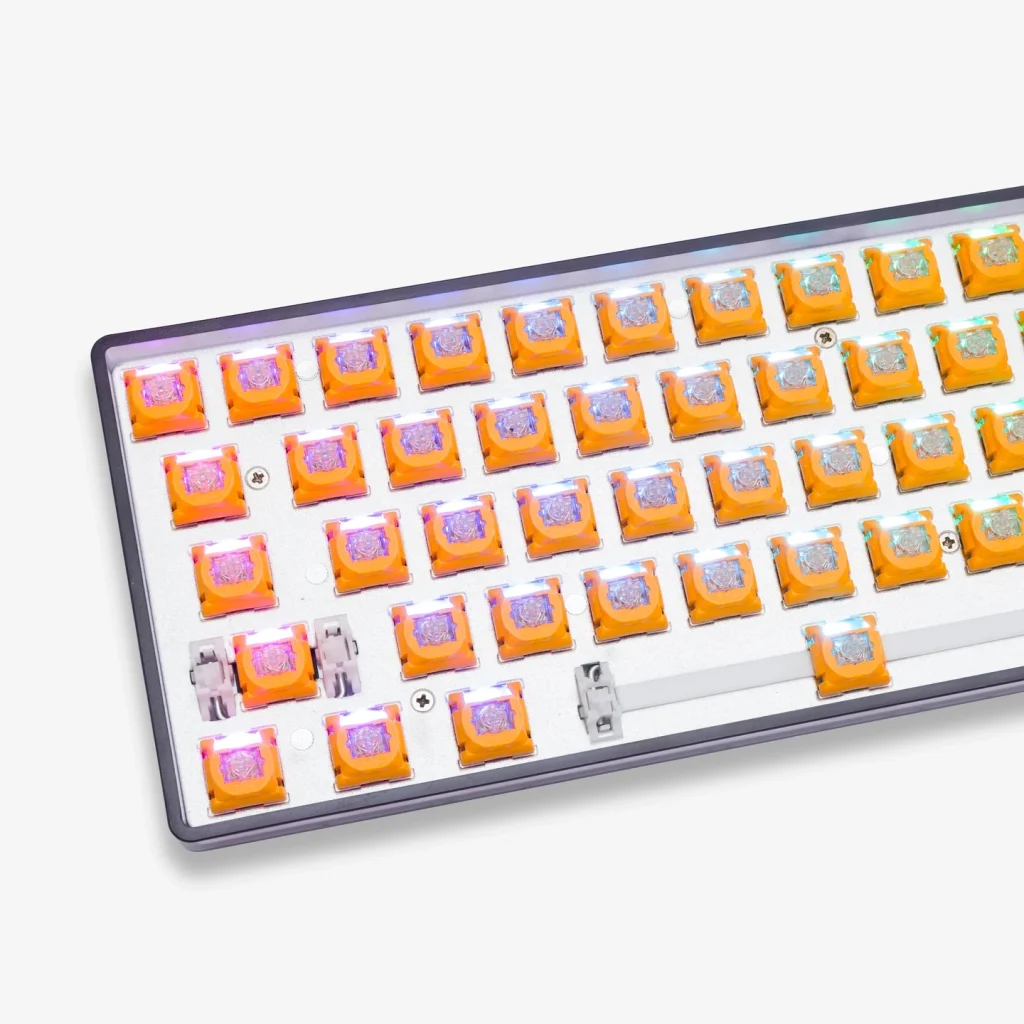 Apex Legends™ HIGROUND Basecamp 65+ Gaming Keyboard - Nessie