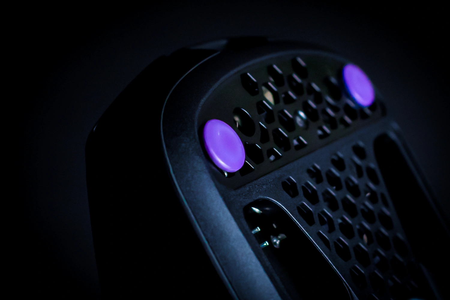 Aetherium - IRIS Dot Mouse Skates