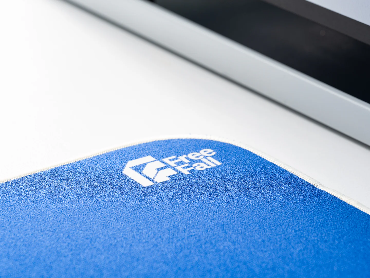 FREEFALL SV BASE Control+ v3 Cloth mousepad